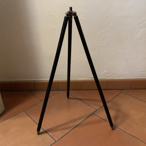 Trépied téléscopique