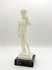 Statue David style Michel-Ange