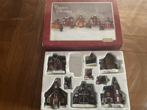 Petites maisons personnages - maisons,