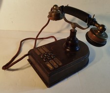 ancien téléphone bois fin
