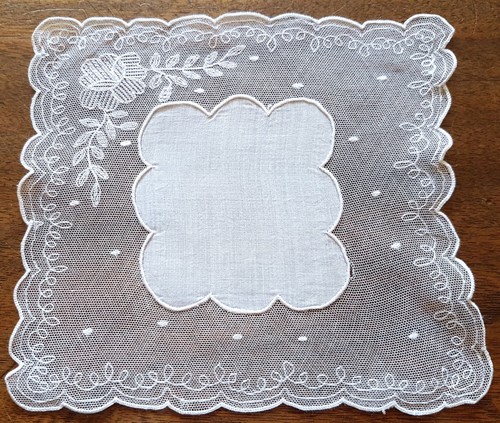 Napperon ancien tulle - en,