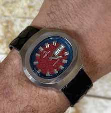 Montre Rodania Vintage Années 1970 Automatique Cadran Pierre Rouge Jour...