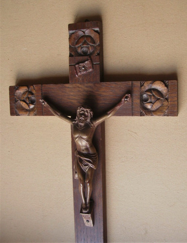 Crucifix bois sculpté - crucifix,