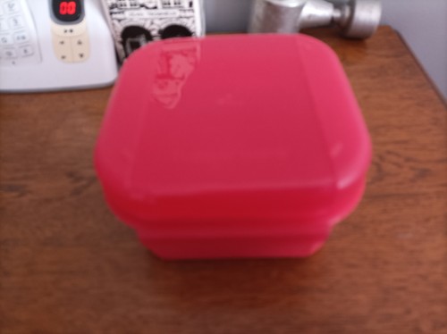 Boîte carrée tupperware - boîte,