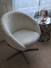 Discontinued IKEA SKRUVSTA Swivel Chair – White Faux Sheepskin Upholstered