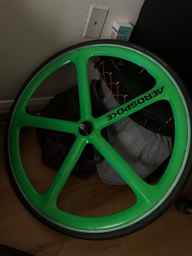 Carbon aero spoke - aero, front