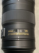 Objectif Nikon 200-500 mm/5,6