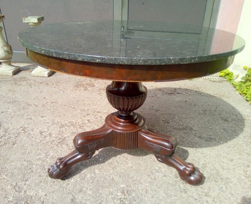 Gueridon rond pied - central, 3