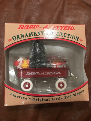 Radio flyer wagon christmas - radio,