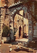 CPM les colombes blanches de