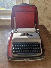 Machine à écrire mécanique
