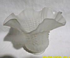 C2/ TULIP FOR OIL LAMPS OIL WHITE CHANDELIER FROSTED GLASS PERFECT CONDITION