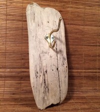 Beautiful 19" Driftwood Hat