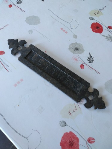 Ancienne boite lettres en - lettres,