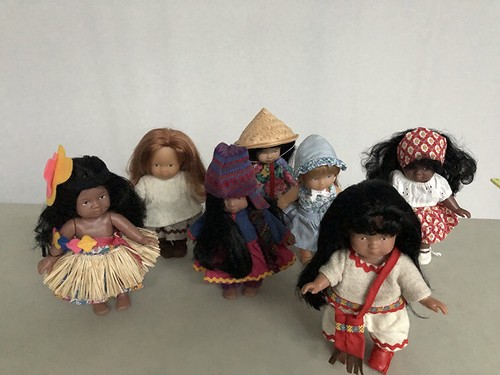 Lot poupées corolle - de, 7