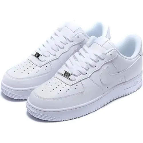 Baskets air forces homme - 1'07,