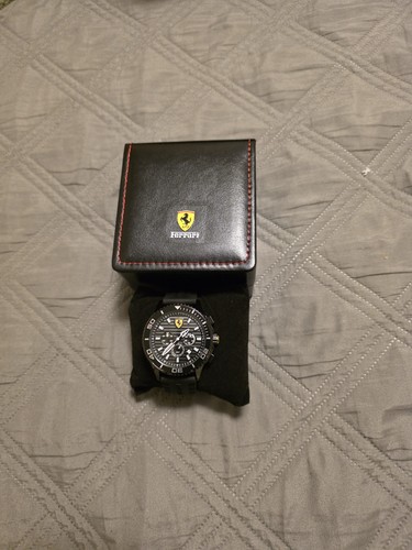 Montre homme quartz - à,