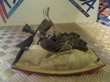 Feu arriere principal gauche