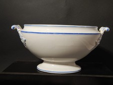 Ancienne Soupière Centre De