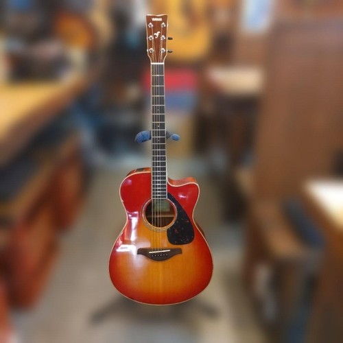 Guitare électro acoustique - guitare, électro-acoustique