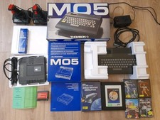 ordinateur Thomson MO5 en boîte +jeux mo 5 to 7 to 9+lecteur cassette+extension