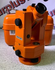 Wild Heerbrugg Model T05 Theodolite / Transit