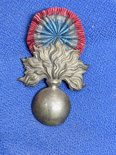 Militaria insigne ornement - insigne,
