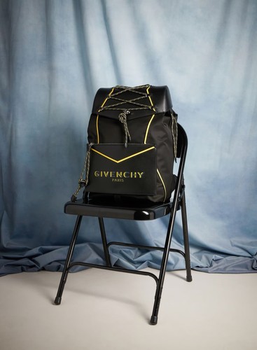 Neuf sac dos - sac,