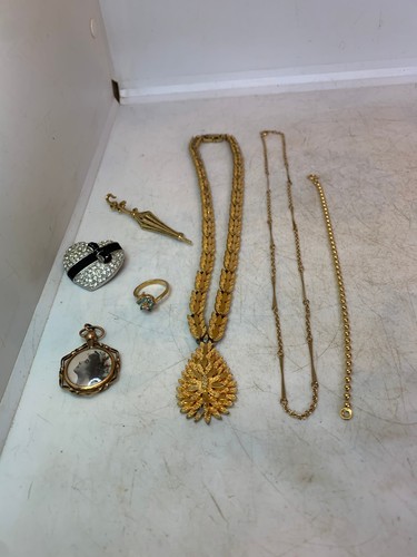 Lot ancien bijoux fantaisie - lot,