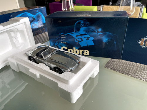 La070 exoto rlg18122 voiture - exoto,