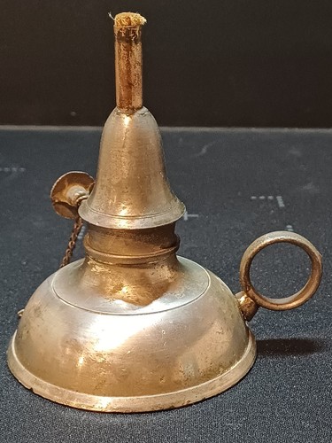Petite lampe huile - à,