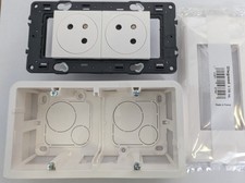 NEUF Prise double précâblée