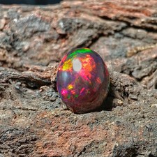 Cabochon opale éthiopienne