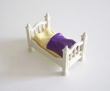 Playmobil (J2116) 1900 era - white children's bed purple blanket bedroom 4145
