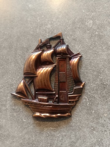 Navire cuivre objet - en,