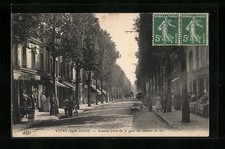 Old postcard Vitry-sur-Seine, Avenue taken from the railway station 