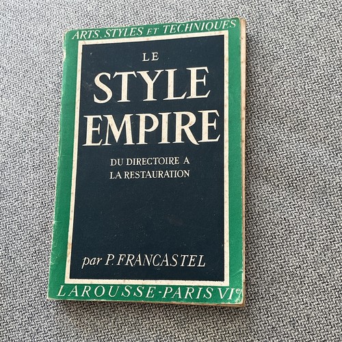 Librairie larousse style - larousse,