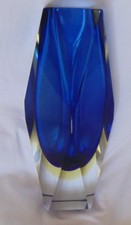 FLAVIO POLI ET SOMMERSO VASE MURANO BLEU PROFOND  Alessandro Mandruzzato. 16 cm