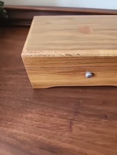 Thoren Music box made in Switzerland 4 Song Wooden Silverite