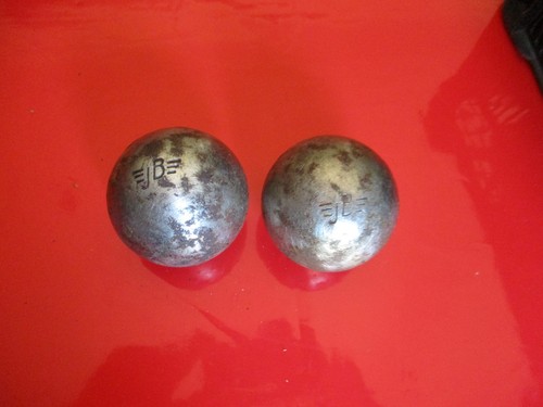 Paires boules de - , petanque