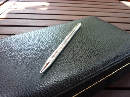 Stylo bille dupont - s.t,