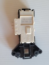 MACHINE A LAVER FAR LF610L23W