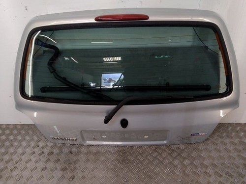 Malle hayon arriere renault - malle/hayon,
