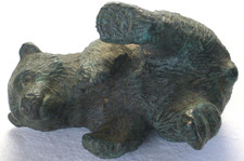 Sculpture ourson en bronze presse papier fin XIXe début XXe L 7,9 cm bear
