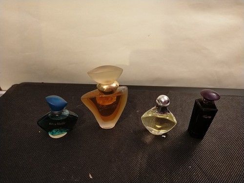 Lot miniatures parfum avon - lot,