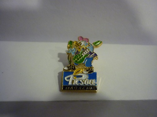 Pin pins badge - badge,