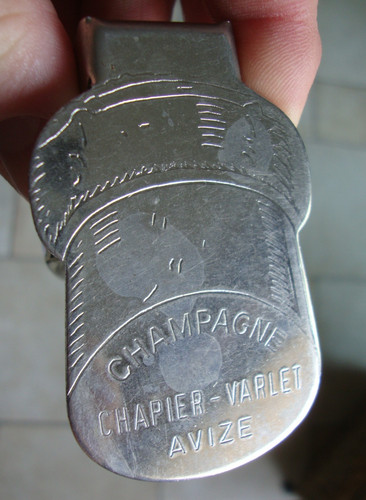 Bouchon champagne chapier - de,