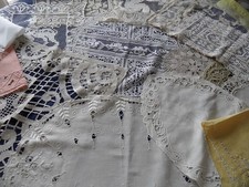 1 LOT   DE 16  NAPPERONS ANCIENS FILET +DENTELLE + BRODERIE ANNEE 50/60
