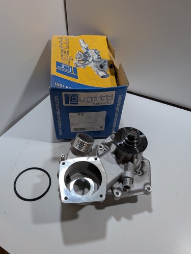 Pompe eau bmw 850i v12 - pompe, e31