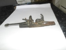 ART POPULAIRE. Ancien piège à taupe en bronze, "ROUSSET A CHEVRIERES " 42